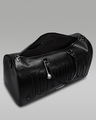 新品 ジョーダン パーフォレイテッド ダッフルバッグ (25L) NIKE公式】ジョーダン パーフォレイテッド ダッフルバッグ (25L